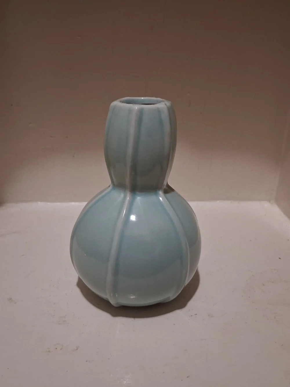 Vintage Celadon Glazed Double Gourd Bud Vase - Picture 4 of 8
